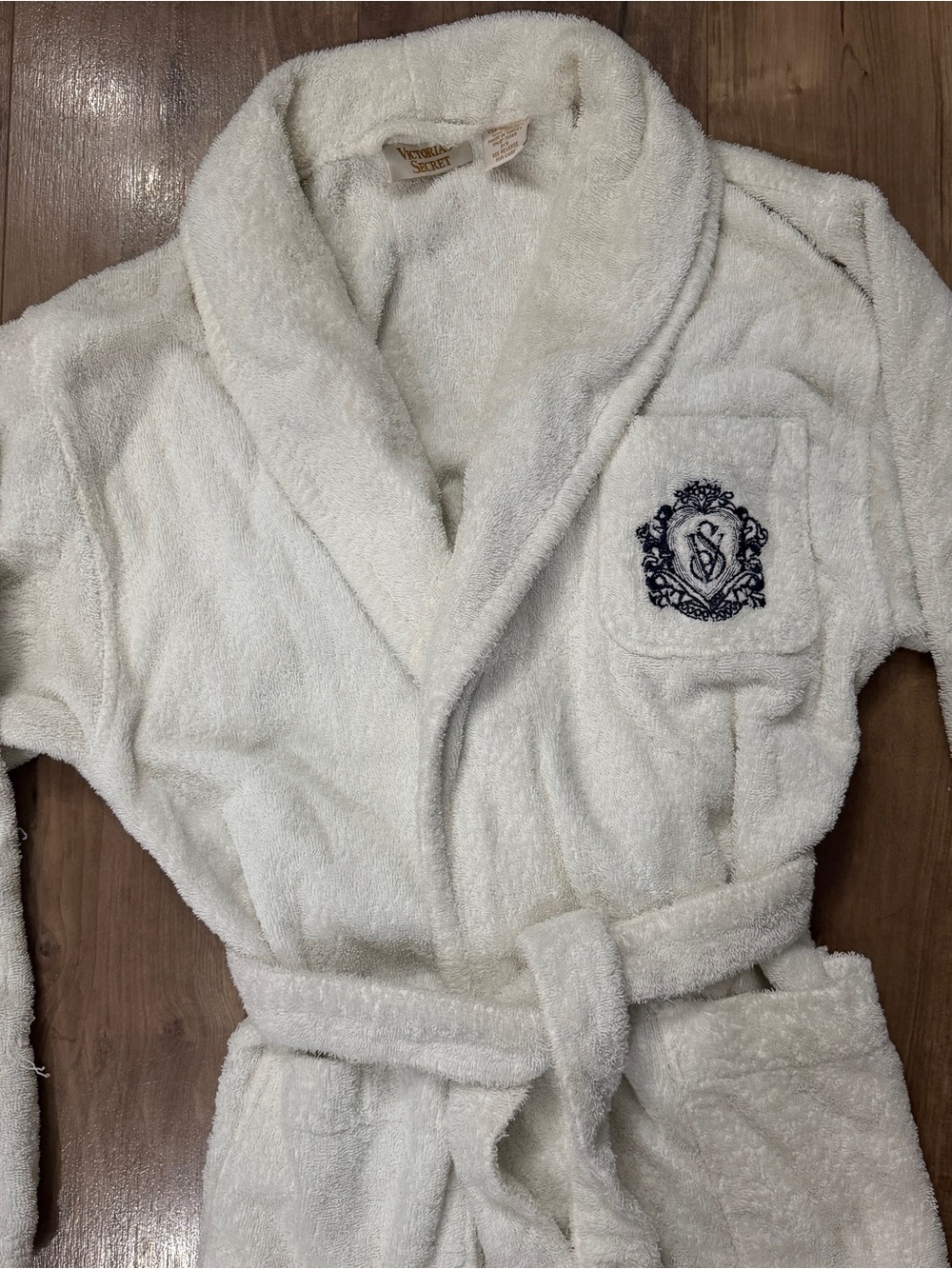 Vintage Victoria's Secret Plush Terrycloth Robe Embroidered Crest Gold Label
